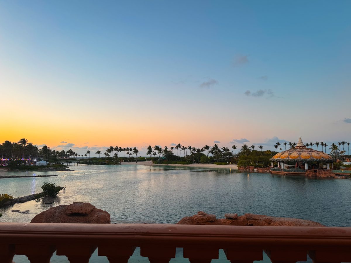 Atlantis resort Bahamas at sunset